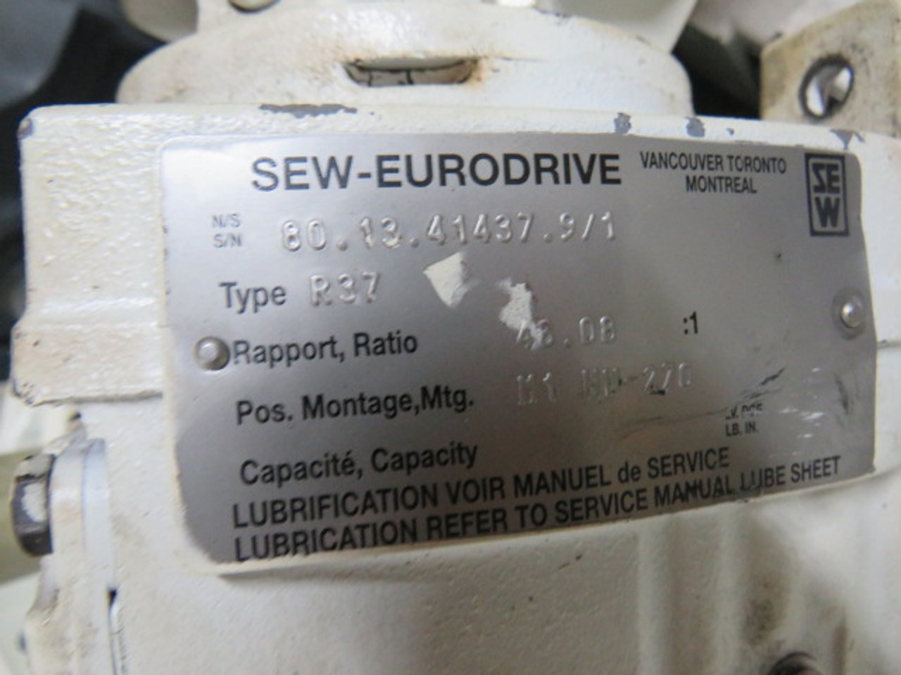 Sew-Eurodrive 1HP 1700rpm 330/575V TEFC c/w Gear Reducer 48.08:1 USED