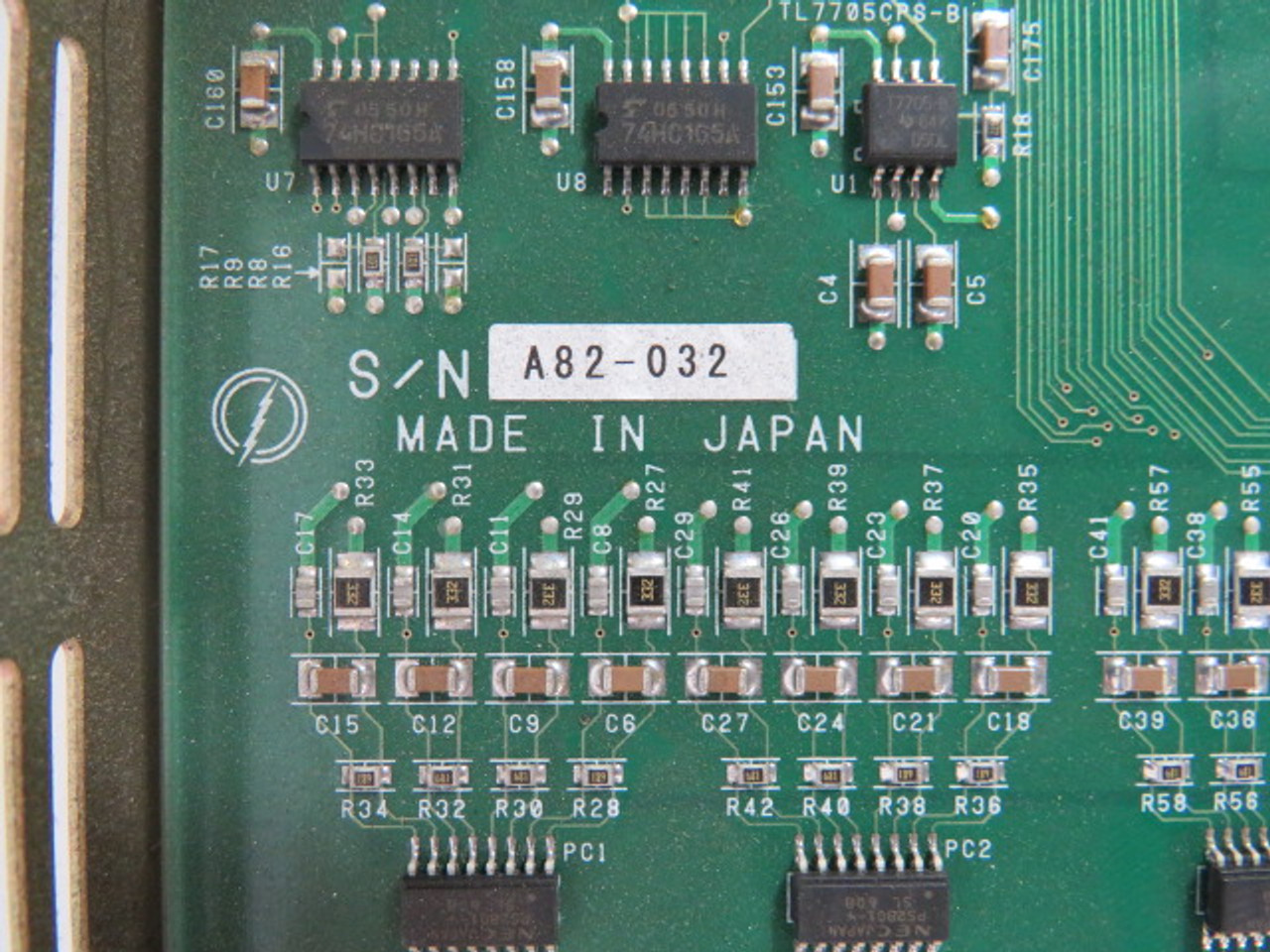 Yaskawa Electric JARCR-XOI01 PC Board USED