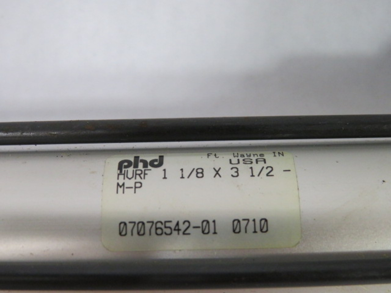 PHD HVRF-1-1/8X3-1/2-M-P Pneumatic Cylinder 1-1/8" Bore 3-1/2" Stroke USED