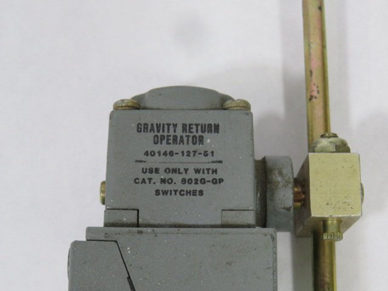 Allen-Bradley 802G-GP Gravity Return Limit Switch With 40146-127-51 Head USED