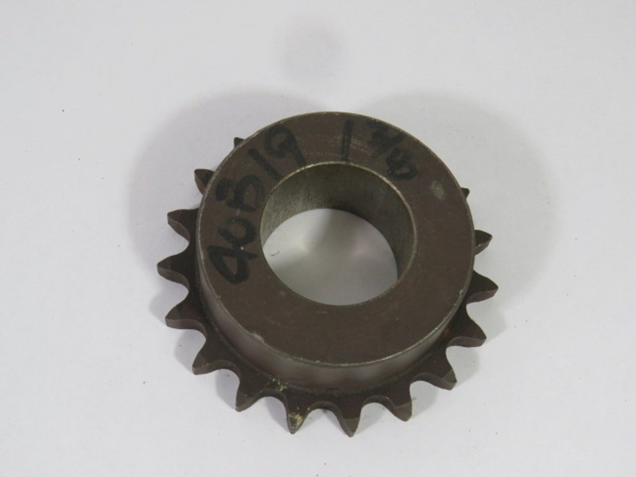 Martin 40B19-1-3/8 Sprocket 1-3/8" Bore 19 Teeth 40 Chain 1/2" Pitch USED