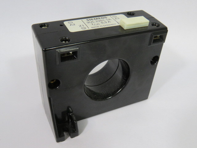 Siemens 3UL2201-1A 40mm Hole Donut Current Transformer 3A USED