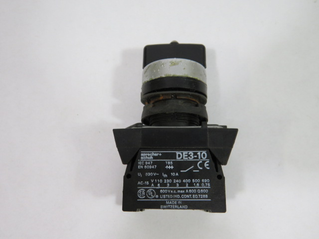 Sprecher + Schuh D7P-SR22P-X20 Selector Switch 2NO 2-Position USED