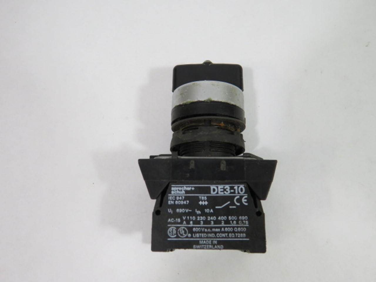 Sprecher + Schuh D7P-SR22P-X20 Selector Switch 2NO 2-Position USED