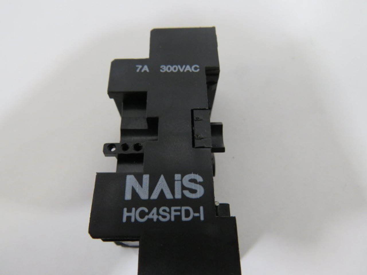 Nais HC4SFD-I Relay Socket 7A 300VAC 14 Blades USED