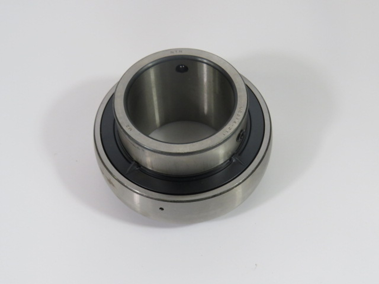 NTN UC214-211 Ball Bearing USED