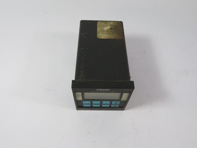 Signet 3-9010.111-CAN Flow Controller Frequency Input 110 V 60 Hz 0.25 A USED