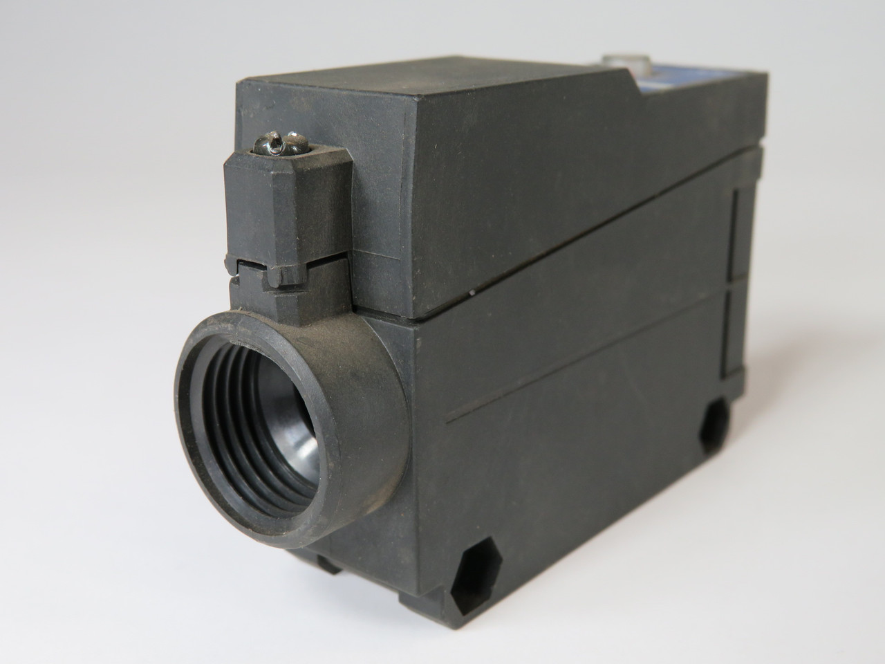 IDEC ISF-D500 Photoelectric Switch 24 to 240V AC 12 to 240V DC NOP