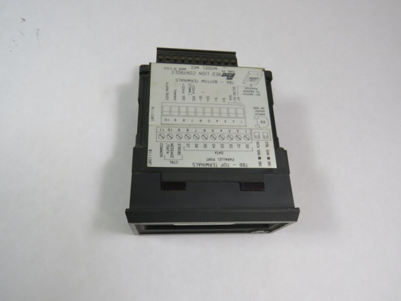Red-Lion Controls MCI2-R01A Message Display Module 6 Volt 50-60 Hz USED