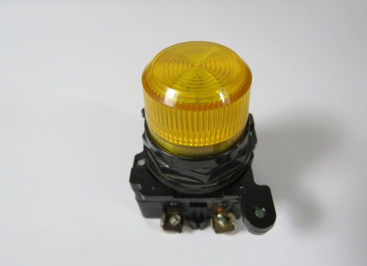 Cutler-Hammer E34TB120H4 Indicating Light 120V 6.3V Lamp Yellow Lens USED