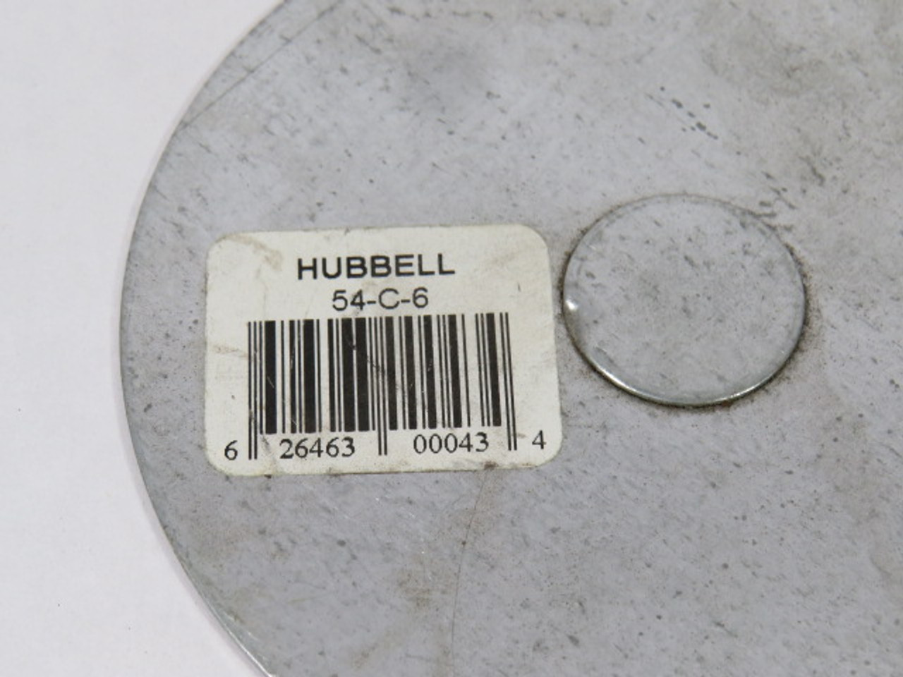 Hubbell 54-C-6 4" Round Receptacle Box Cover USED