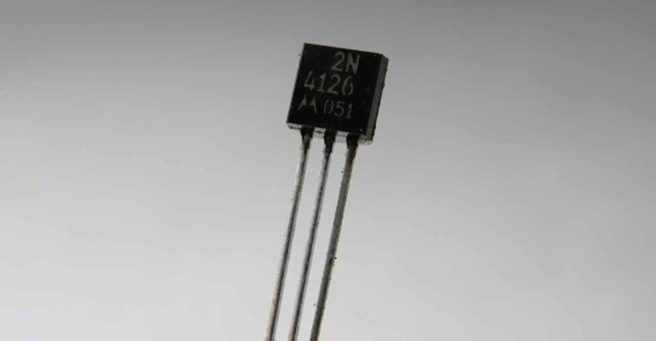 Motorola 2N4126 Bipolar Single PNP Transistor NEW