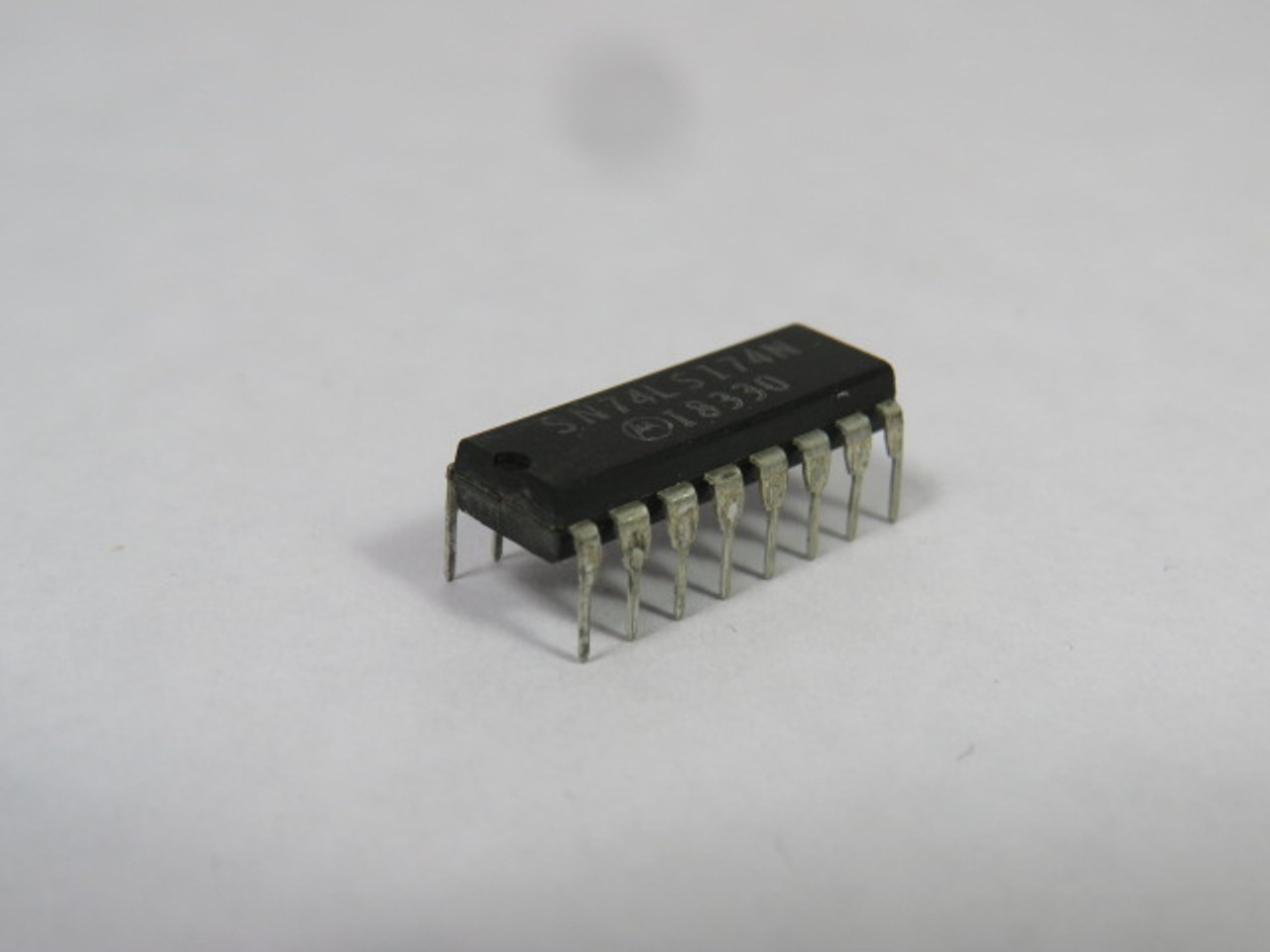 Motorola SN74LS174N Hex D-Type Flip-Flop IC Chip USED