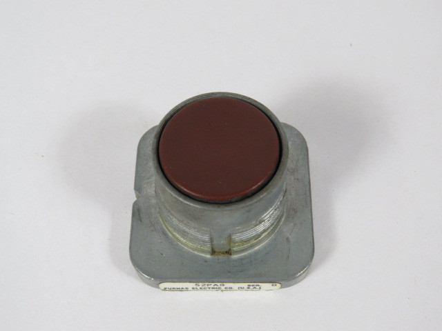 Furnas 52PA8A2 Series B Red Flush Push Button Actuator Only USED