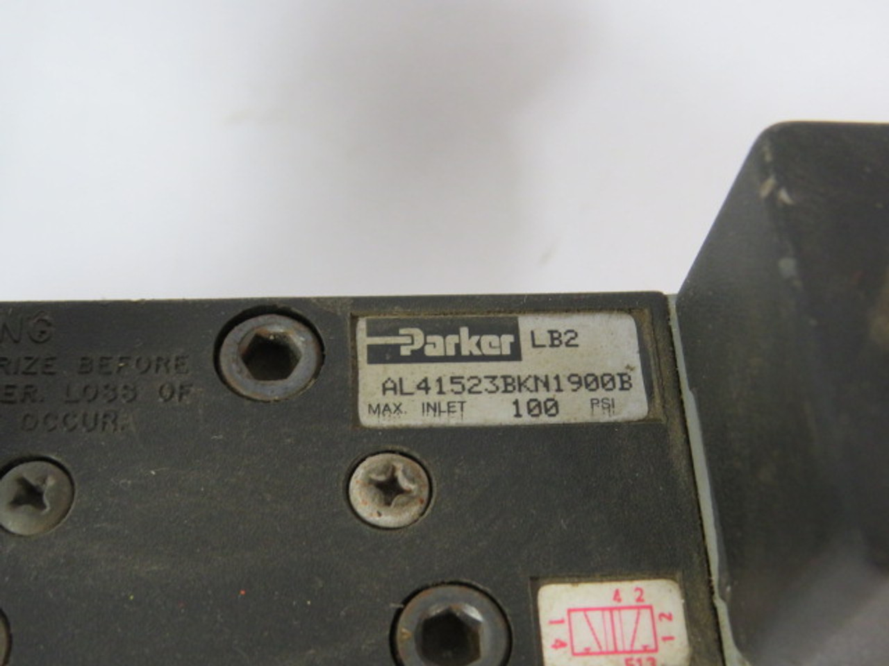 Parker AL41523BKN1900B Solenoid Valve 100PSI 24VDC 2.5W USED