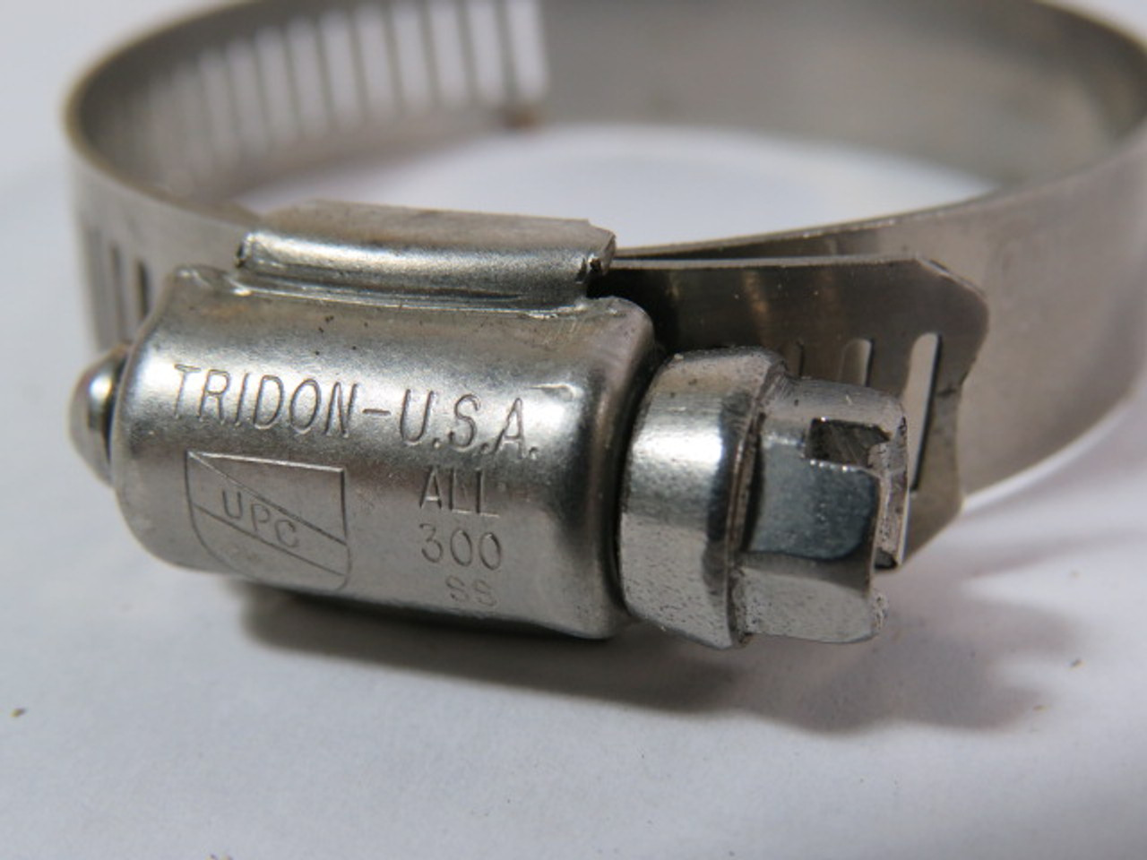 Tridon 028 Adjustable Stainless Steel Hose Clamp 33-57mm USED