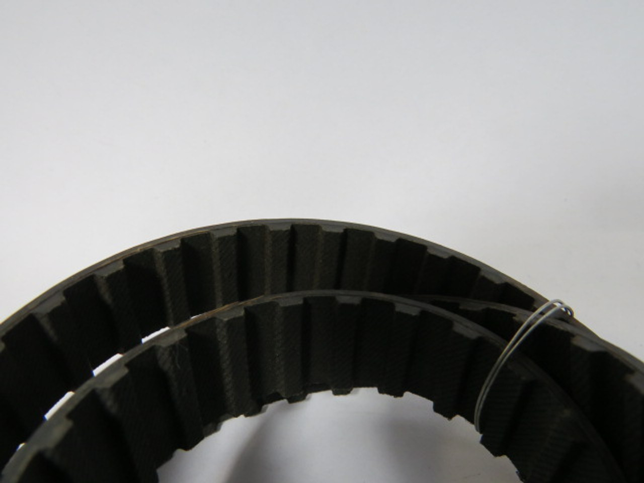 Goodyear 285L075 Timing Belt 76T 28.5" Long 3/4" Wide 3/8" Pitch ! NOP !