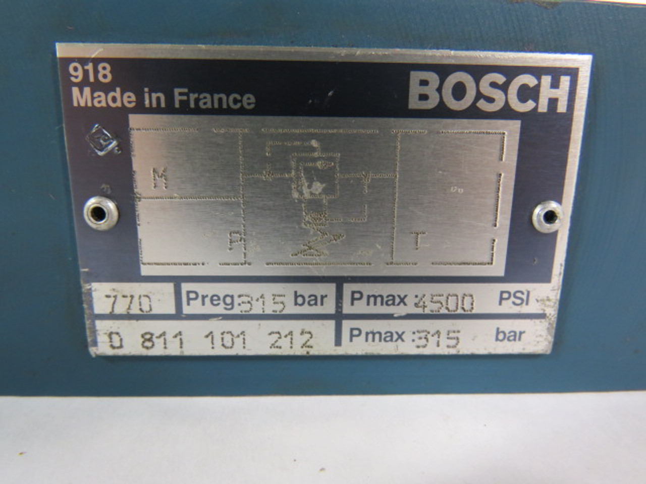 Bosch D-811-101-212 Modular Valve 4500PSI Max 315 Bar USED