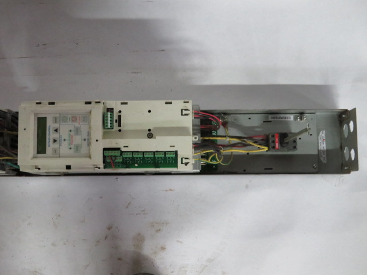 ABB ACH550-VDR-017A-6 AC Drive 15HP 3Ph 500/600V 17A Height 44" USED