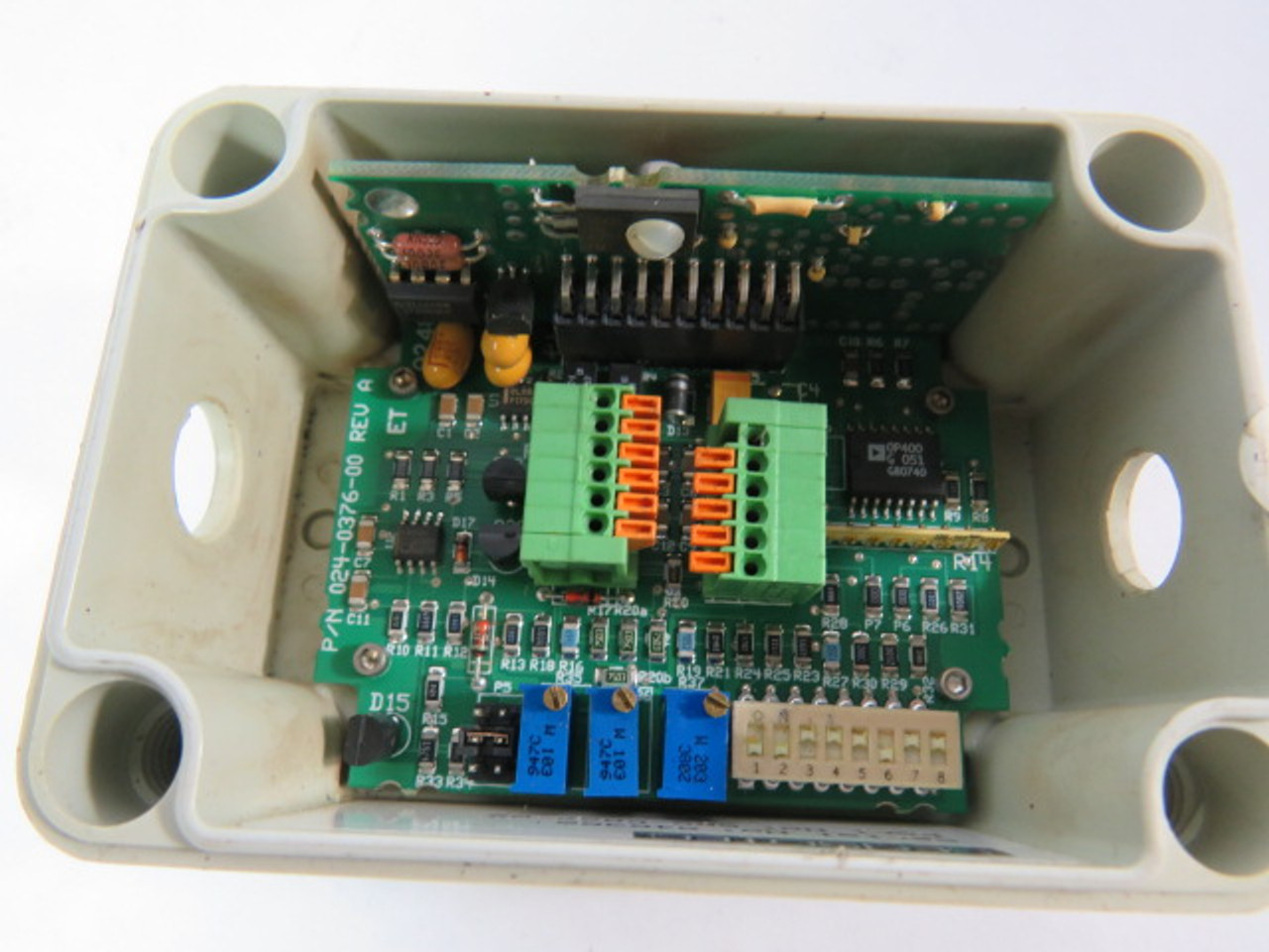 Sensotech 060-6827-02 Universal In-Line Amplifier 11-28VDC USED