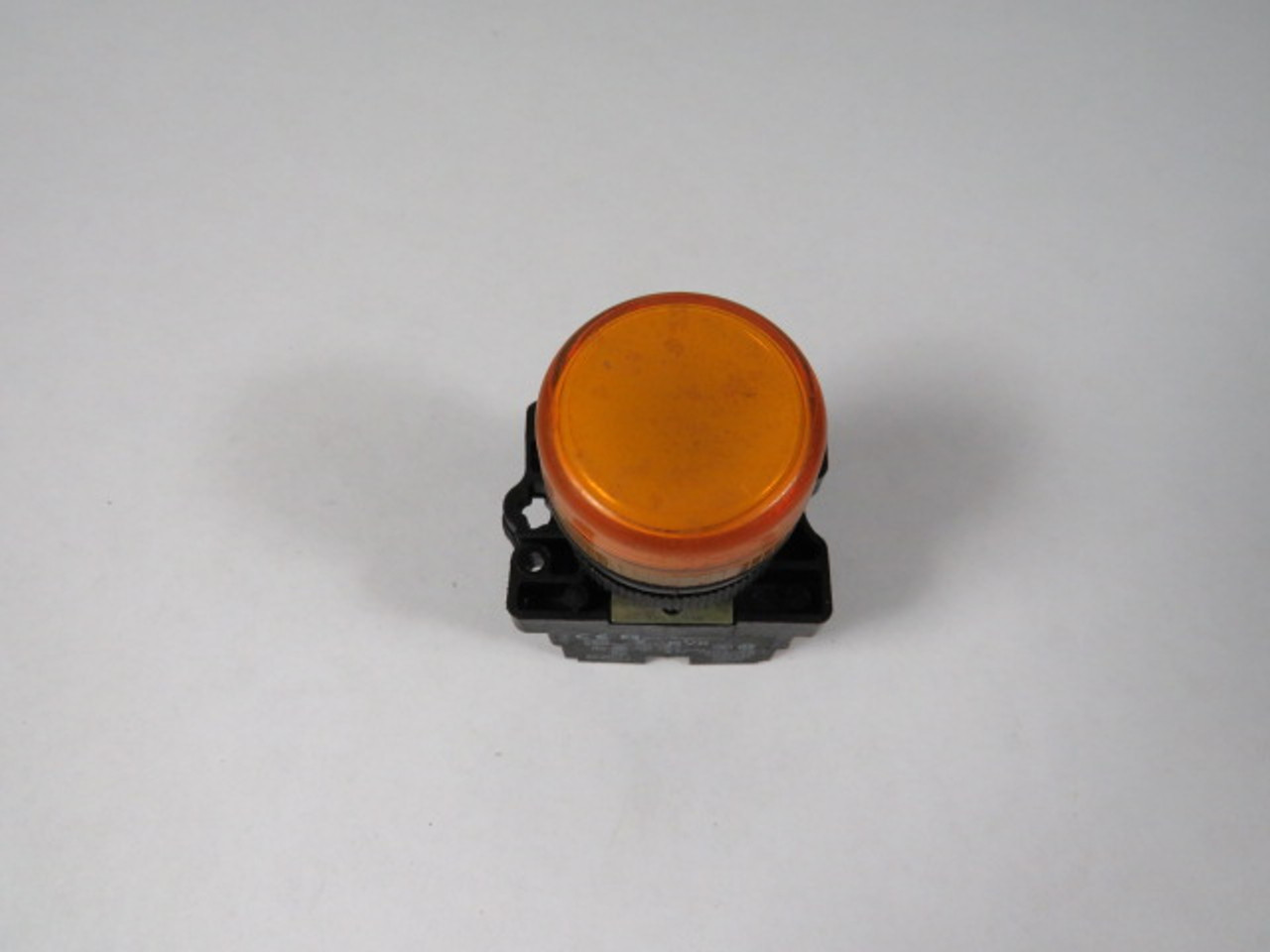 Telemecanique ZA2-BV05 Amber Pilot Light w/ Light Module USED