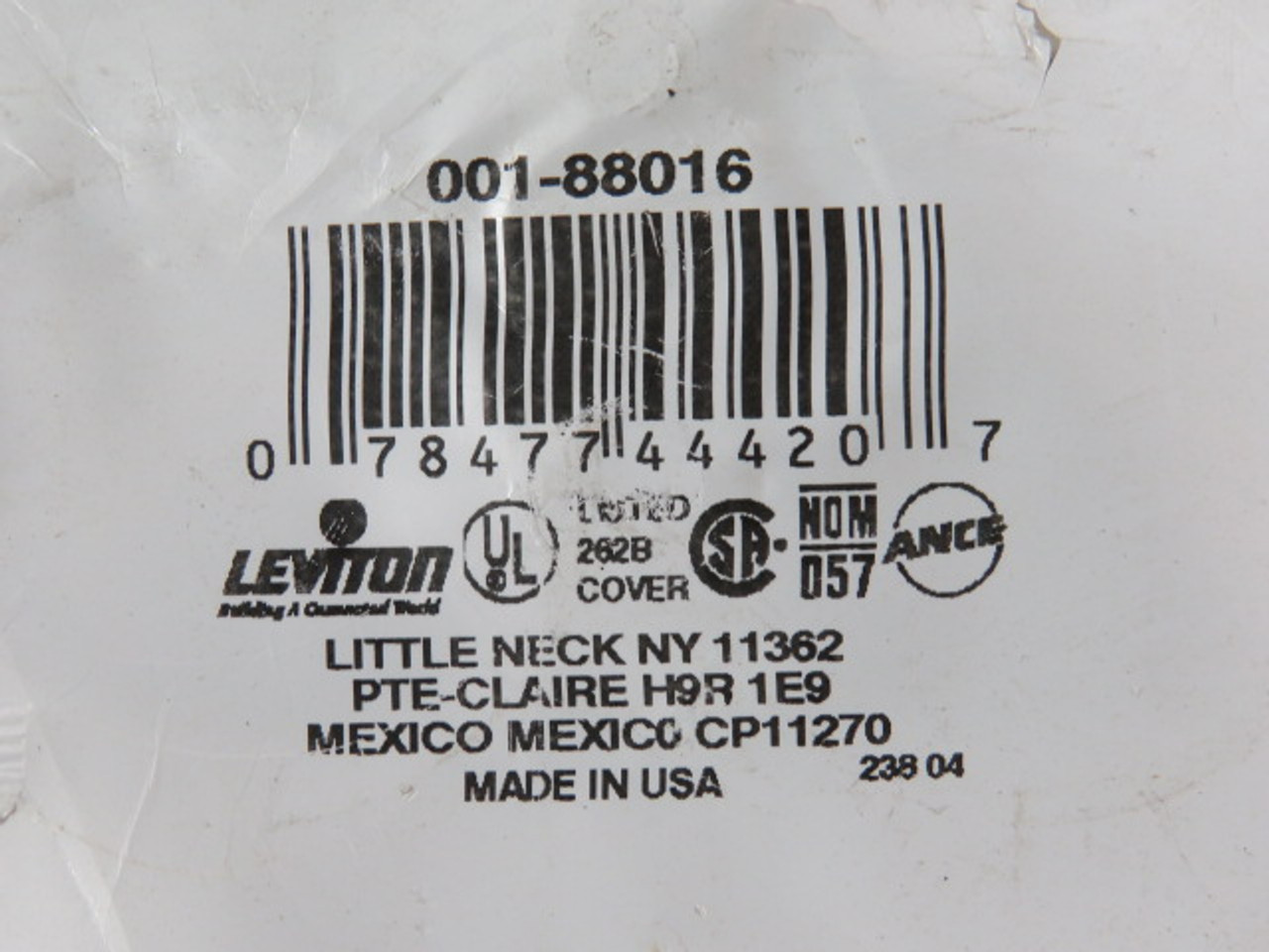 Leviton 001-88016 2-Gang Duplex Receptacle Wall Plate No Hardware ! NOP !