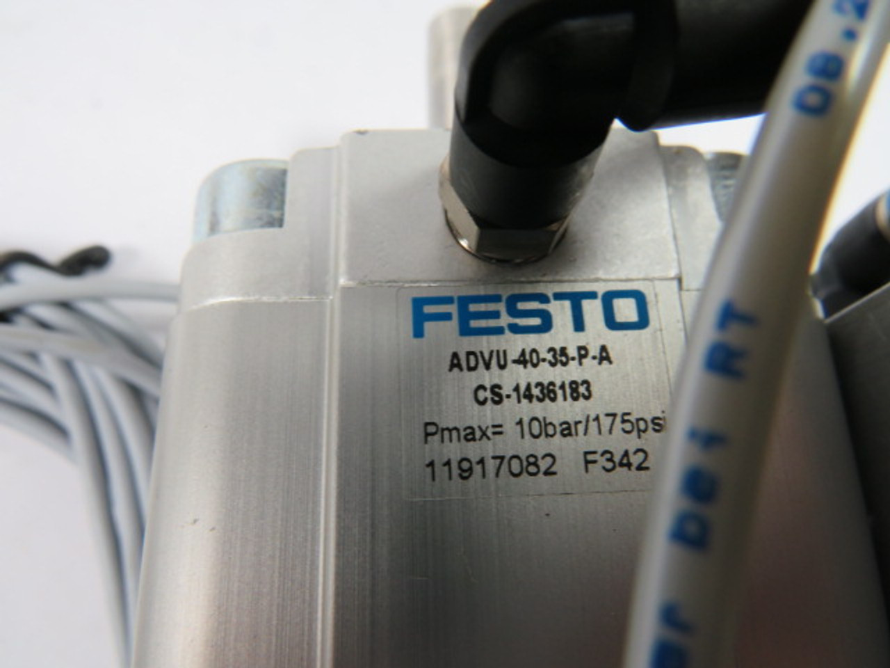 Festo CS1436183 Pneumatic Assembly w/9982 Valve & 1436183 Mini Cylinder ! NOP !