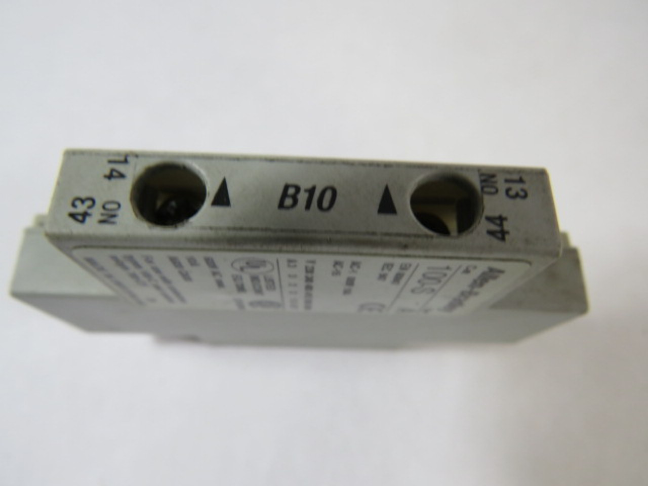 Allen-Bradley 100-SB10 Auxiliary Contact Block 1NO 690VAC Series A USED