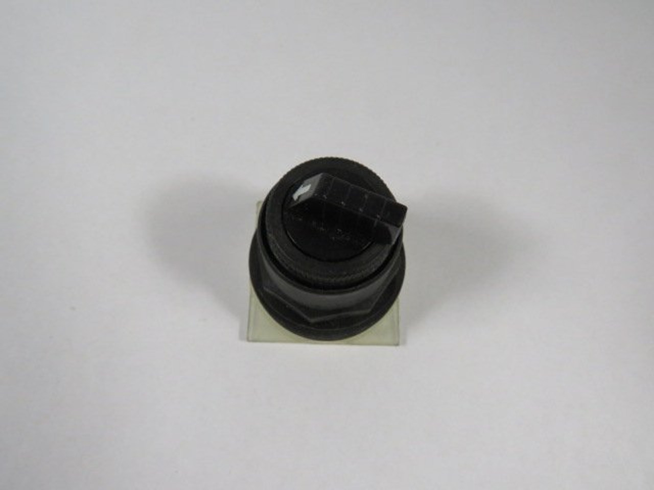 Square D 9001-SKS42B Selector Switch Operator Only 3-Position USED