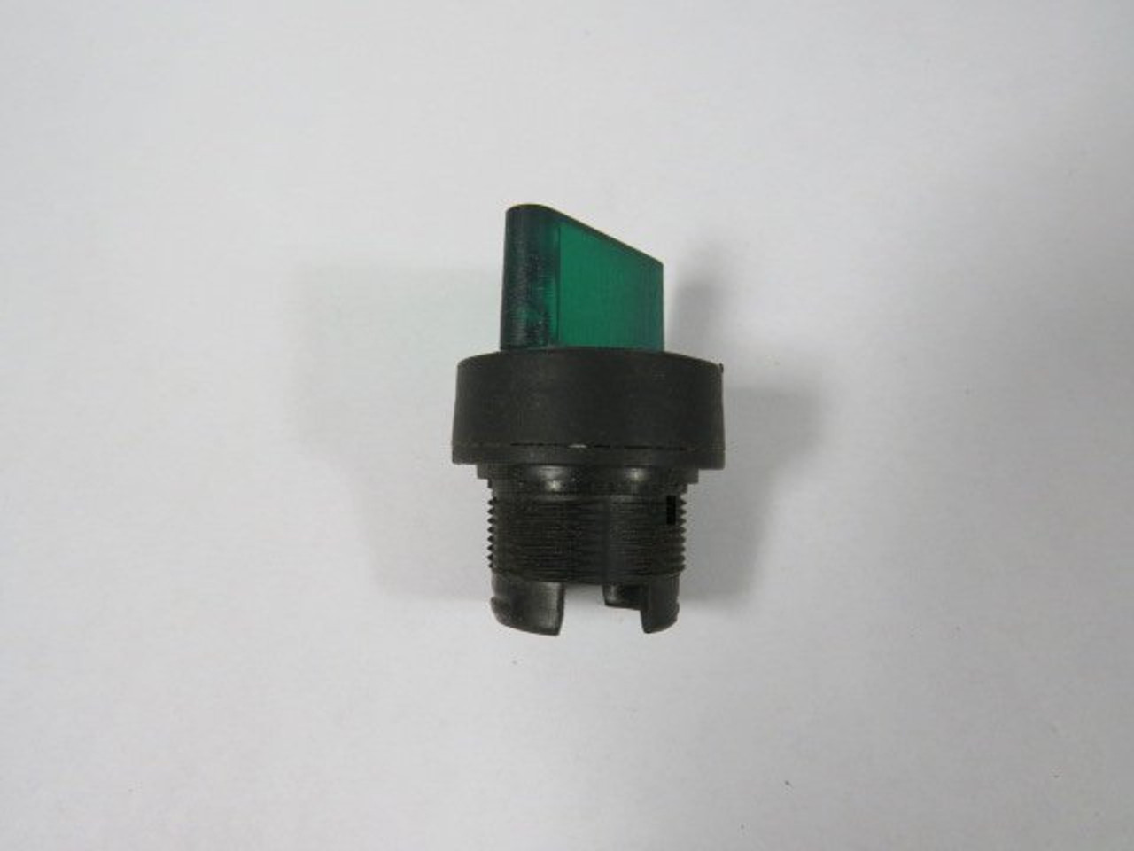 Telemecanique ZB5-AK1233 Green Selector Switch Operator Only 2-Position USED