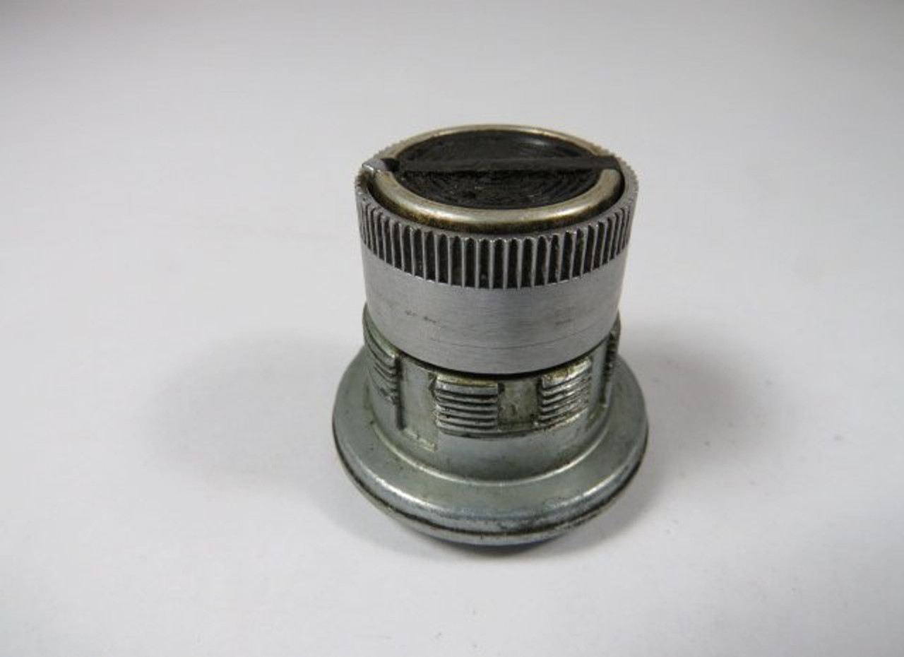 Square D 9001-KQ11B Selector Push Button Operator Only 2-Position USED