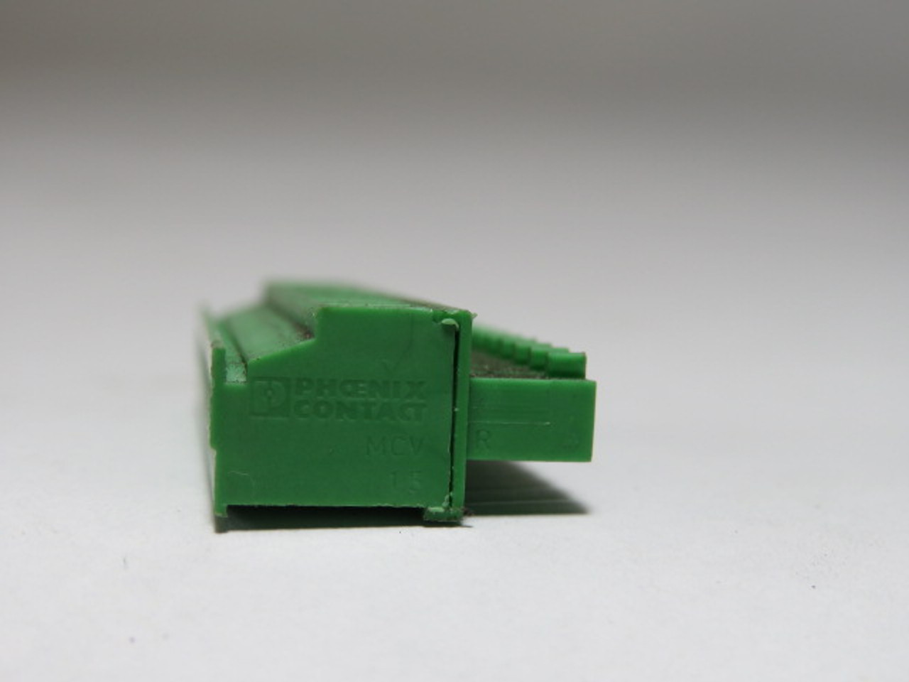 Phoenix Contact MCV1.5/13-G-3.81 PCB Connector 13-Pos GREEN USED