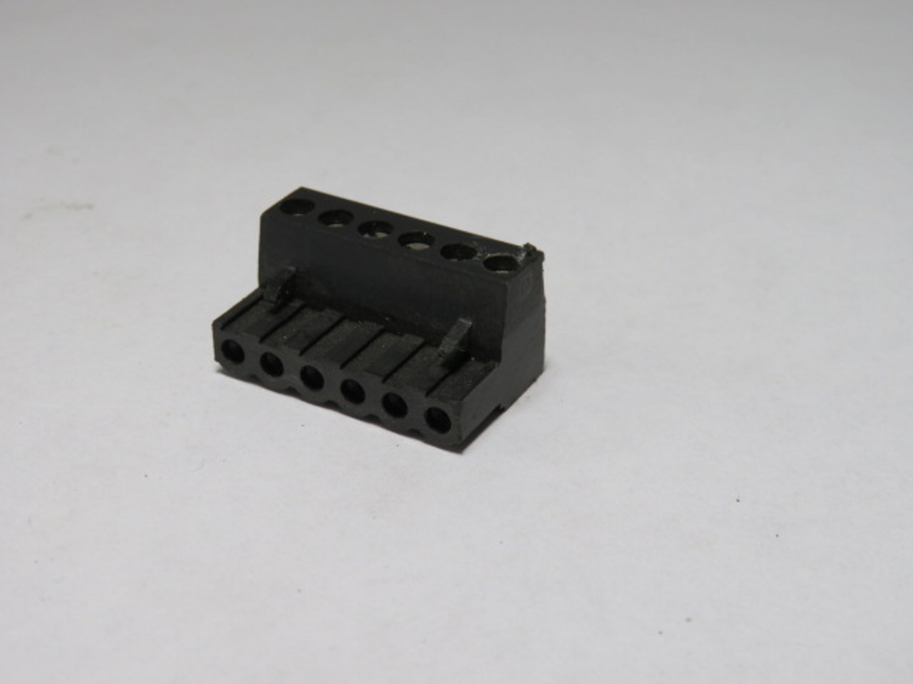 Phoenix Contact MSTB2.5/6-ST Printed-Circuit Board Connector 6-Pos BLACK USED