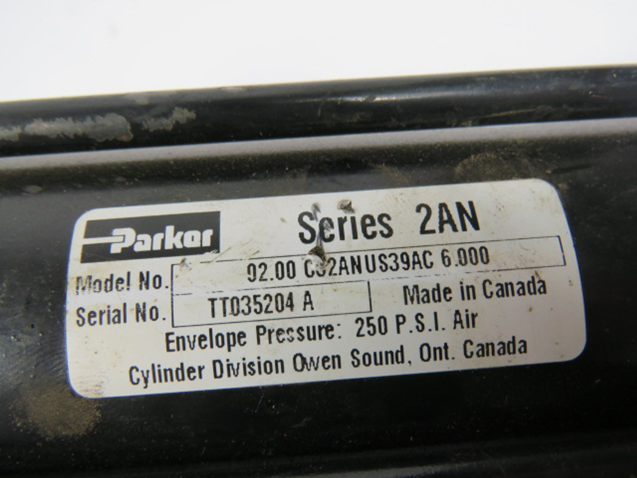 Parker 02.00CC2ANUS39AC6.000 Pneumatic Cylinder 2" Bore 6" Stroke USED