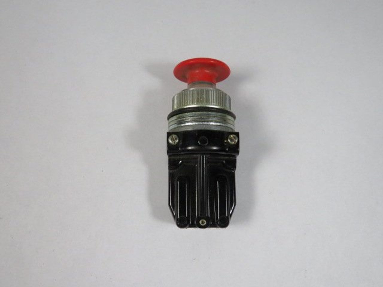 General Electric CR104A8123 Red Mushroom Push Button 1NO/1NC USED