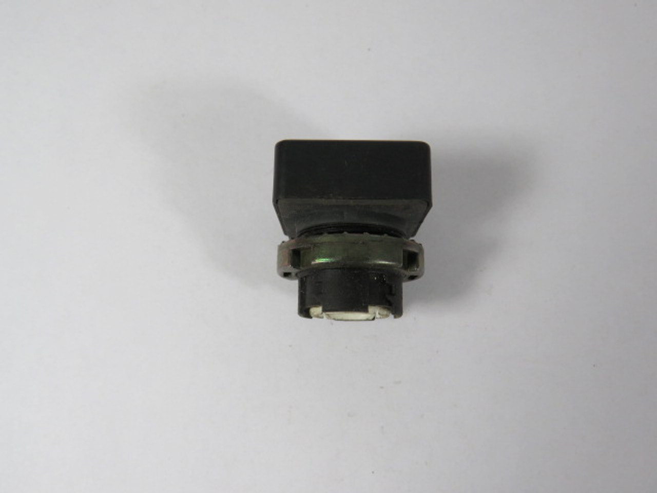 General Electric P9SPNLG Blue Push Button "OUT" No Mounting Latch USED