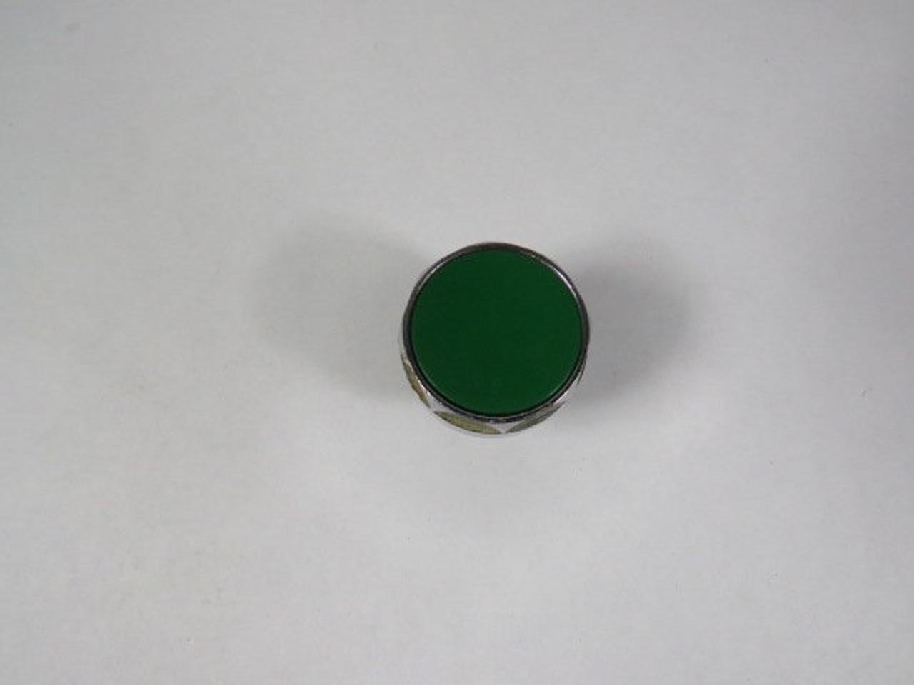 Eaton E22P3 Green Push Button Operator Only USED