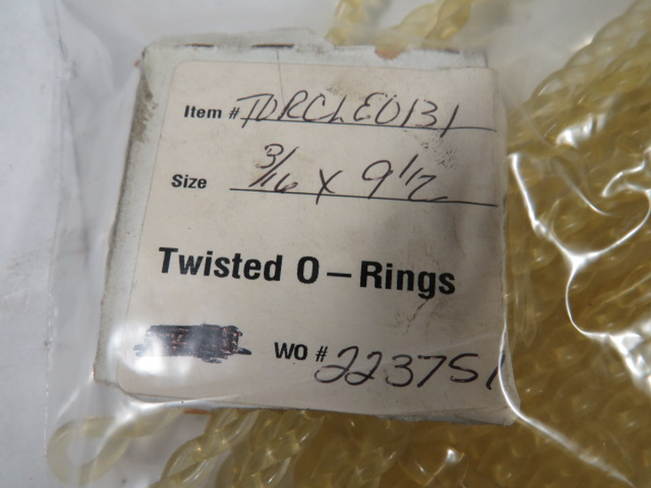 Fenner Drives 5050010 Twisted O-Ring Lot of 40 C/W 5020009 Hook 50-Pk ! NOP !