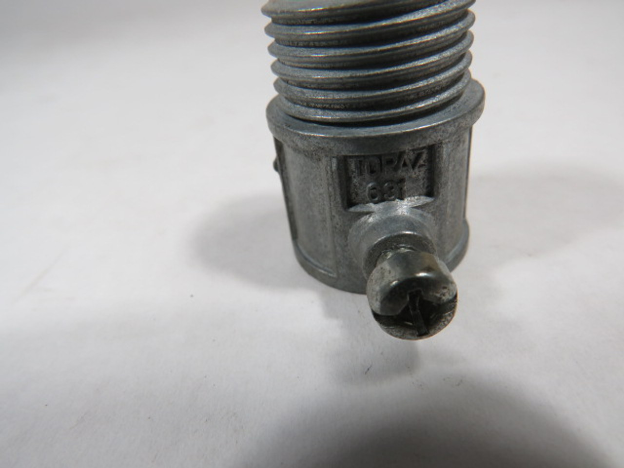 Topaz 631 Zinc EMT Connectors 1/2"T 1.06"OD 1.16"L Lot of 14 USED