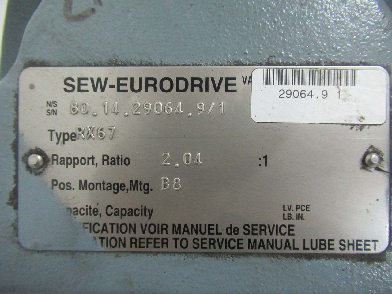 Sew-Eurodrive 1HP 833RPM 330/575V TEFC 3Ph C/W Gear Reducer 2.04:1 Ratio USED