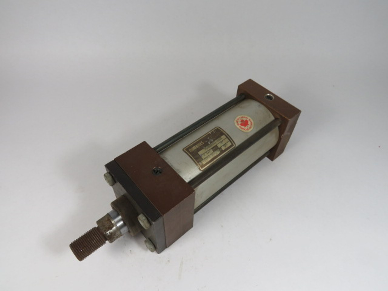 Numatics P1AM04A6I-DAA0 Pneumatic Cylinder 2-1/2" Bore 4" Stroke USED