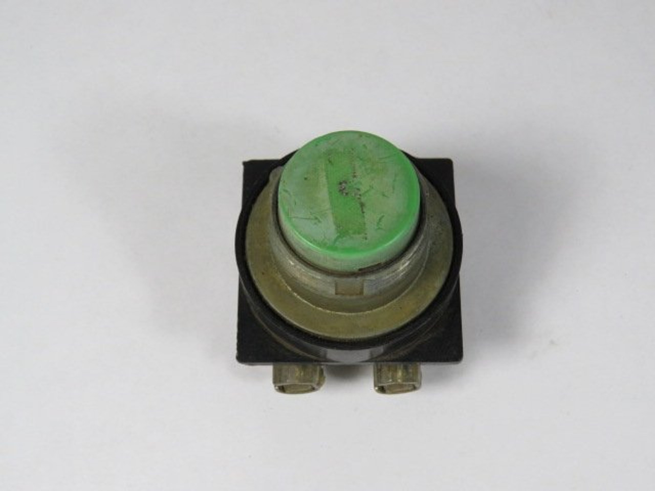 General Electric CR104PBG91G2 Green Extended Push Button 1NO/1NC USED