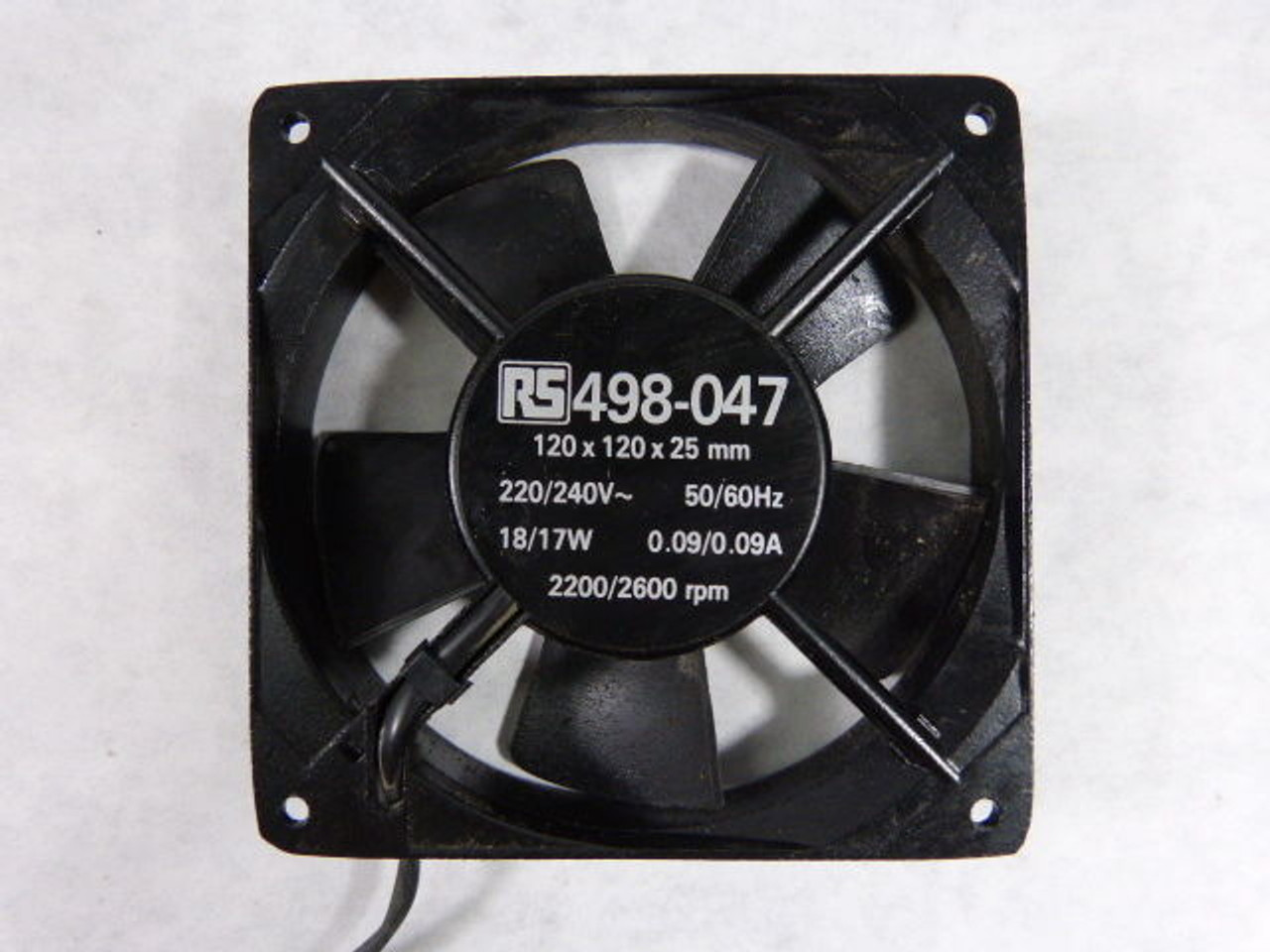 RS 498-047 Slim Fan 2200/2600RPM 220/240V 18/17W 120mm x 120mm x 25mm USED