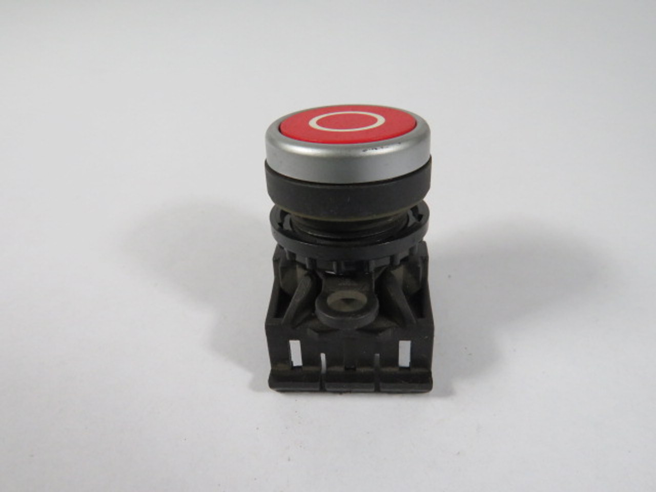 Eaton A22-RD-10 Red Push Button Operator w/ O Marking USED