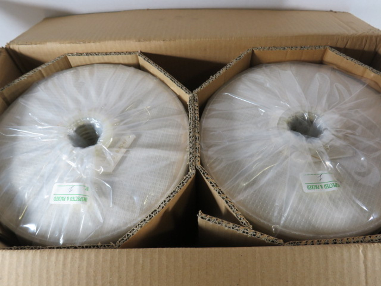 Flowtech 3AC16M04FS Cylindrical Filter Box of 2 ! NEW !