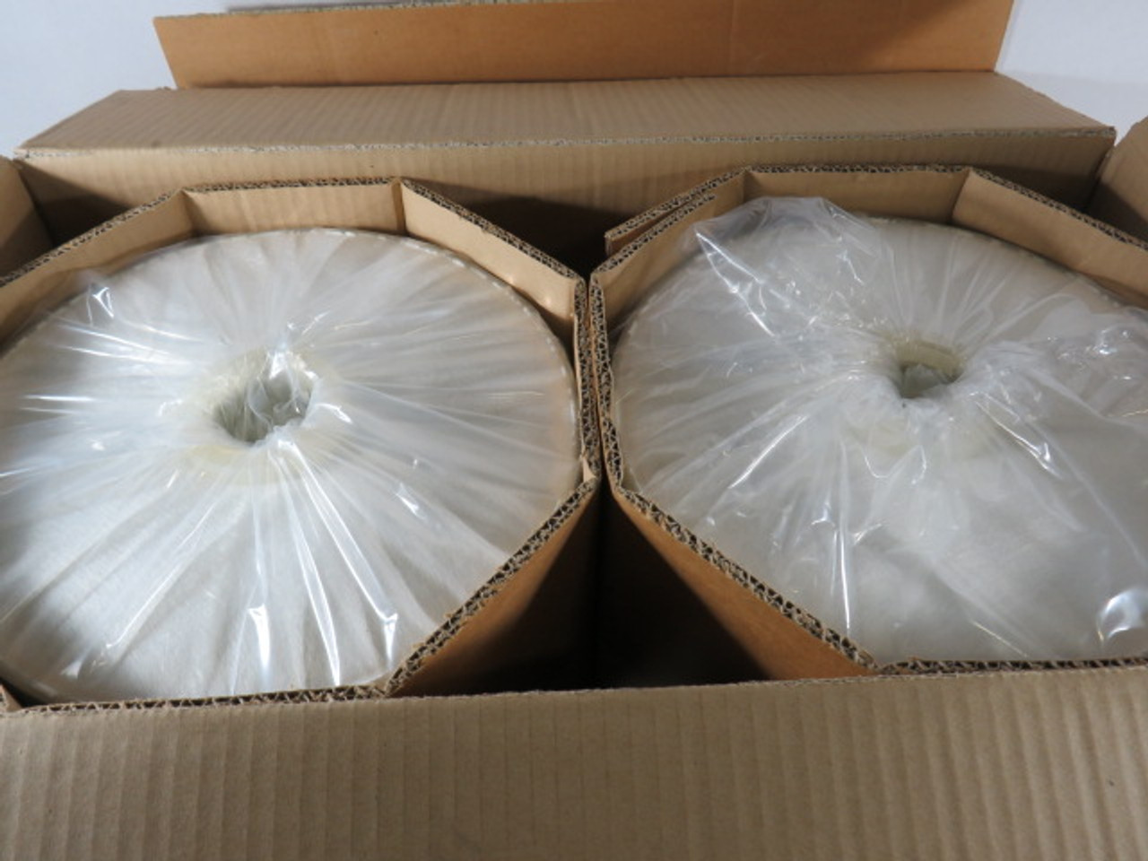 Alphacel AC16M006FS Cylindrical Filter Box of 2 ! NEW !