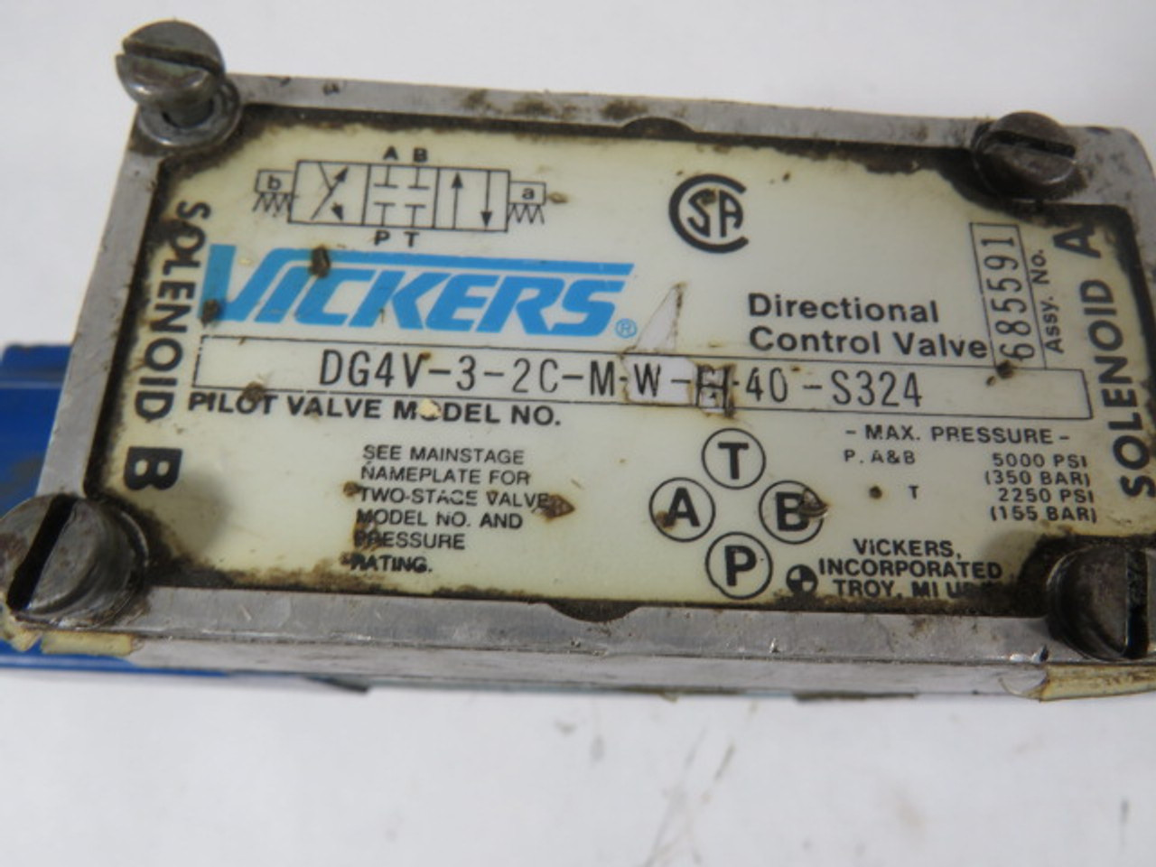 Vickers Dg4v 3 2c M W H40 S324 Directional Control Valve 5000psi Used