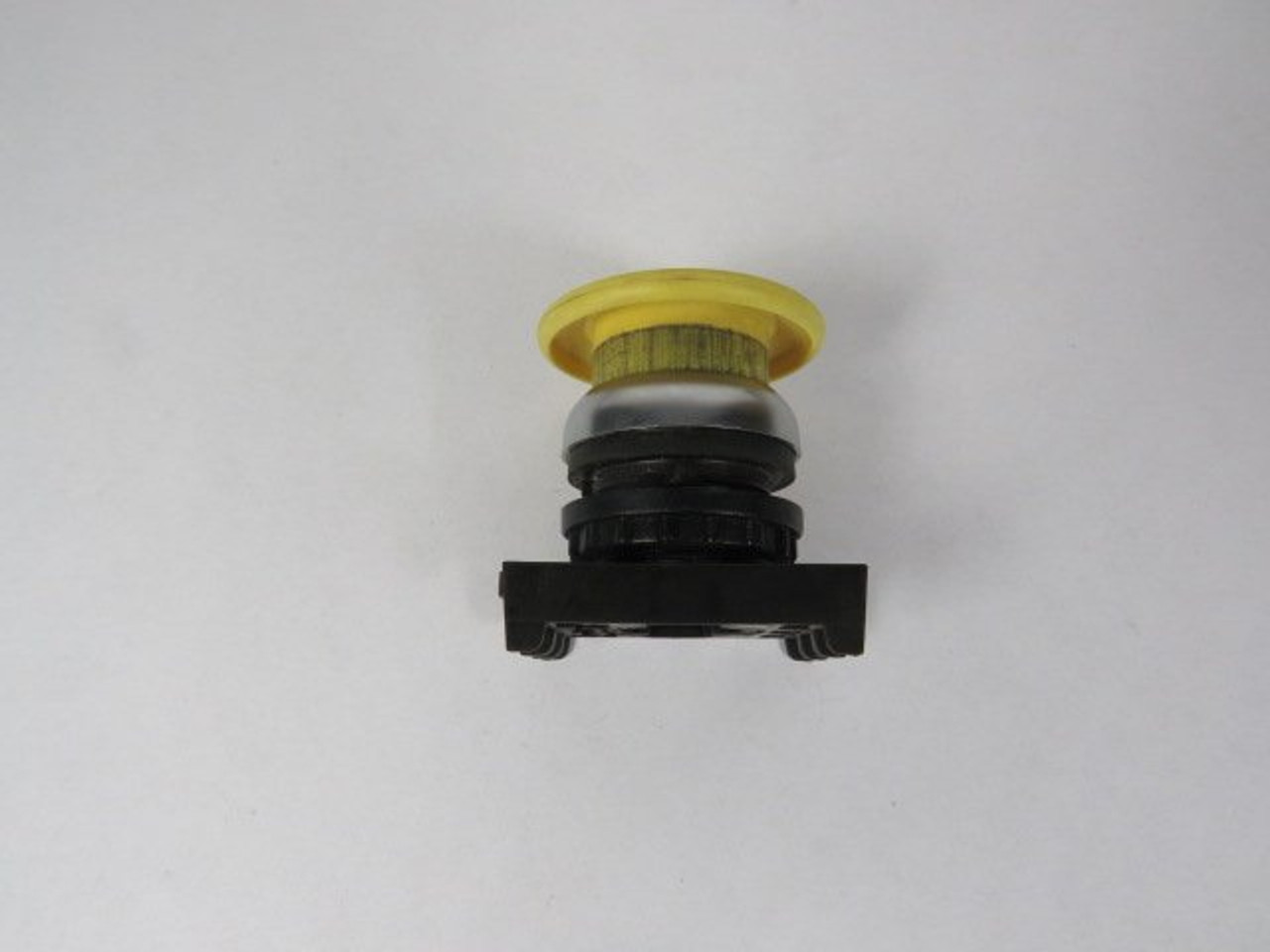 Eaton M22-DP-Y Yellow Mushroom Head Push Button Operator USED