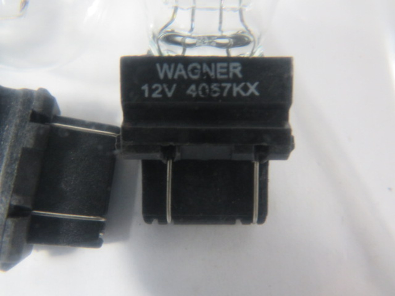 Wagner 4057KX Long Life Miniature Automotive Tail Lamp Lot of 5 ! NOP !