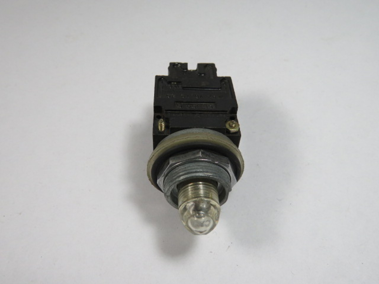 General Electric CR104C116 Push-to-Test Miniature Indicator Light USED